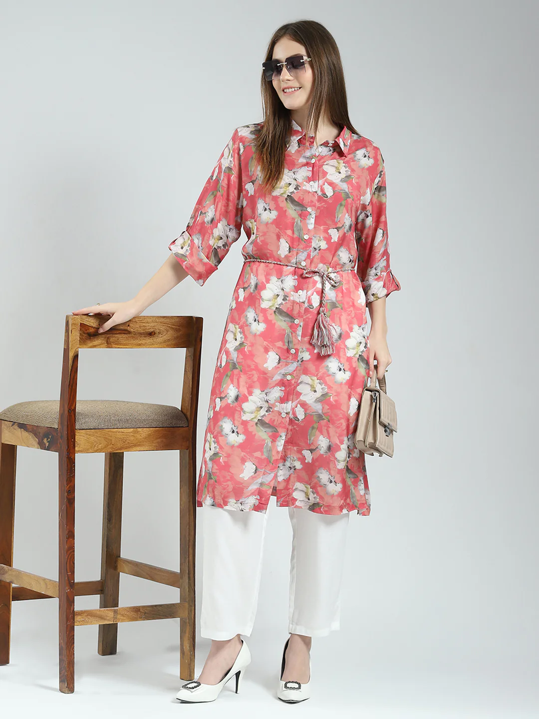 Women Coral Printed Collar 3/4th Sleeve Tunic - Image 2