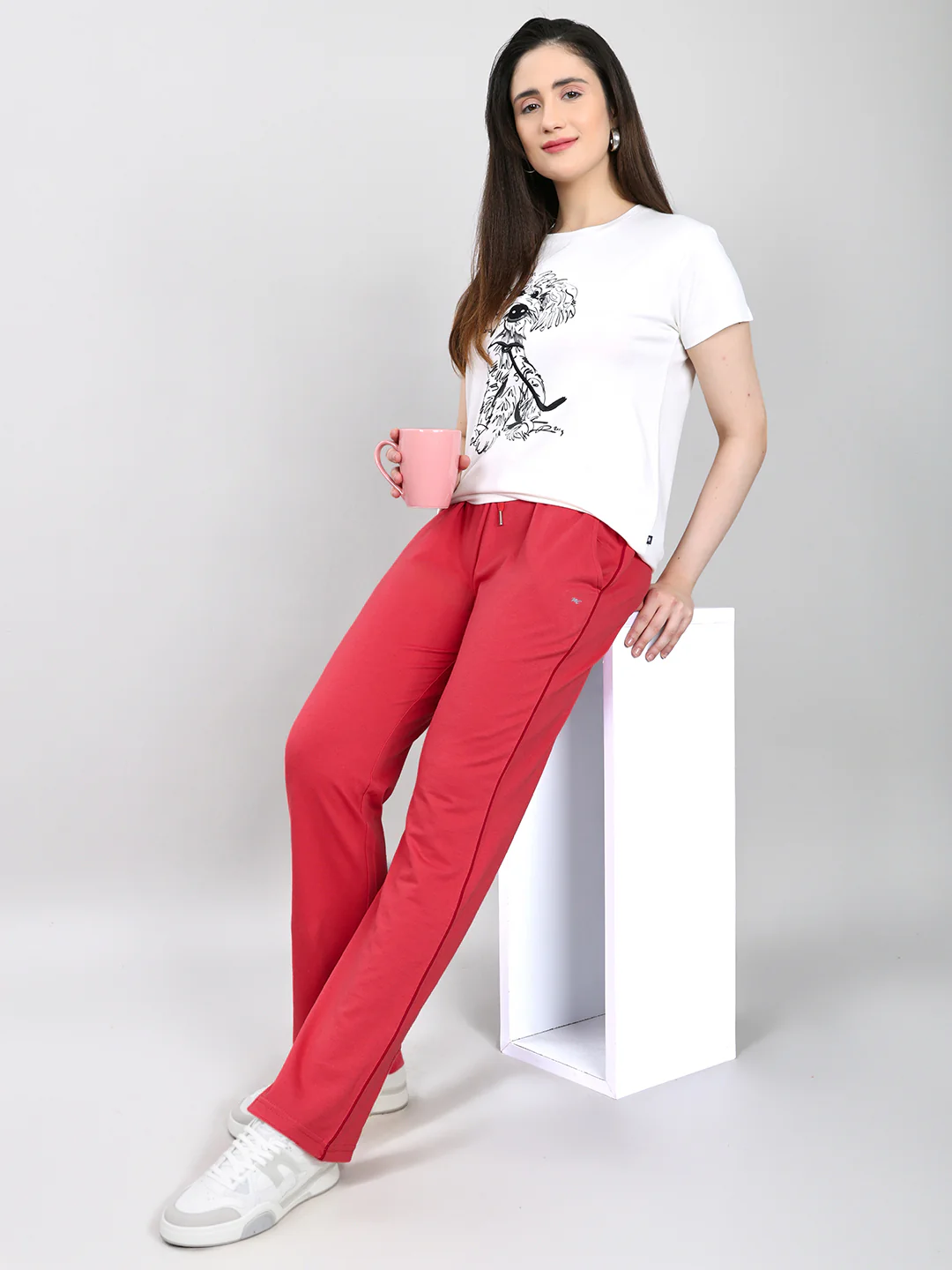 Women Coral Solid Regular Fit Lower - Image 6