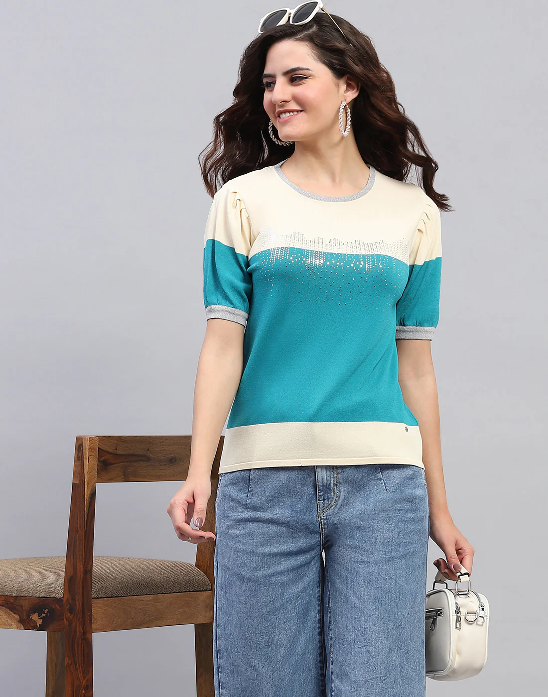 Women Cream Colourblocked Round Neck Half Sleeve Top - Image 2