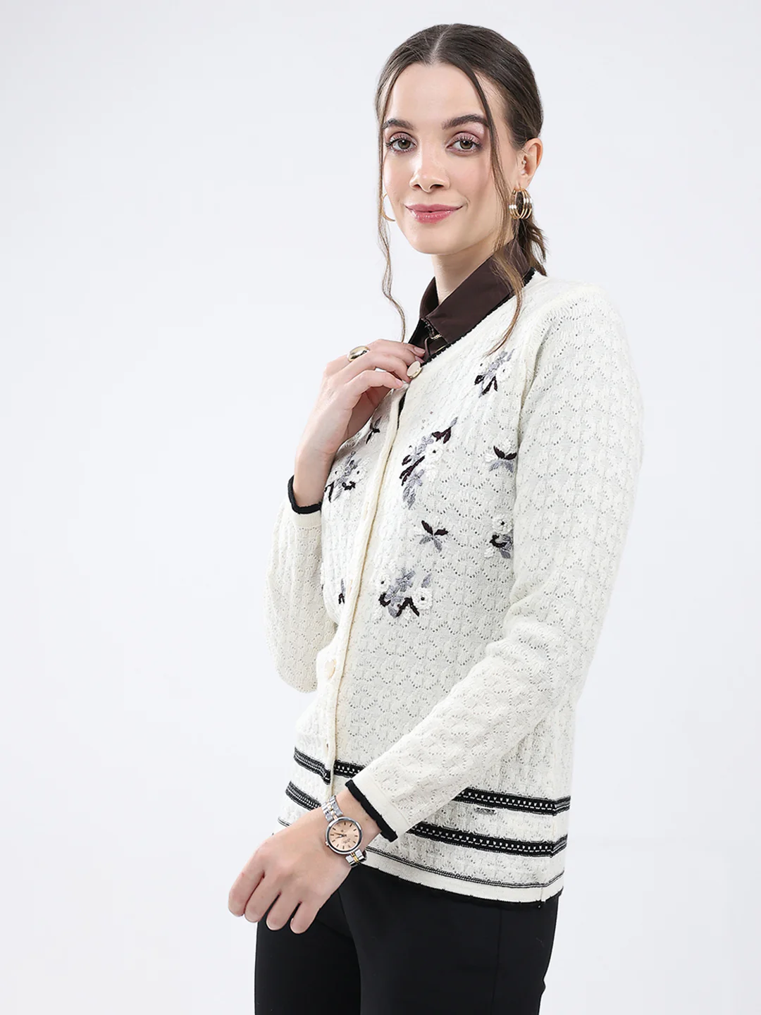 Women Cream Embroidered Round Neck Full Sleeve Cardigan - Image 3