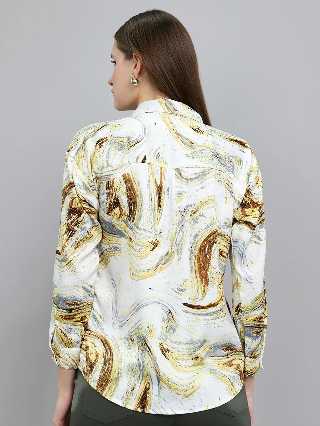 Women Cream Printed Collar Full Sleeve Top - Image 4