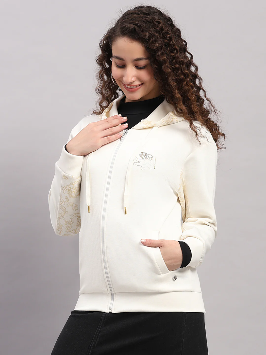 Women Cream Printed Hooded Full Sleeve Sweatshirt - Image 3