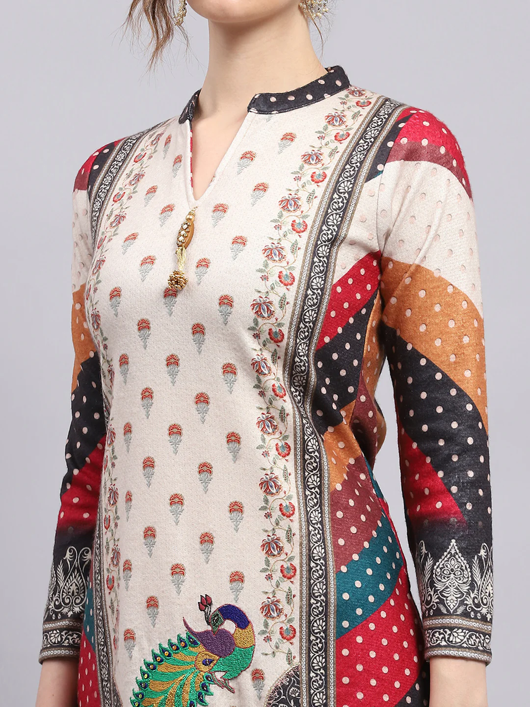 Women Cream Printed Round Neck 3/4th Sleeve Kurti Set for Winter - Image 6