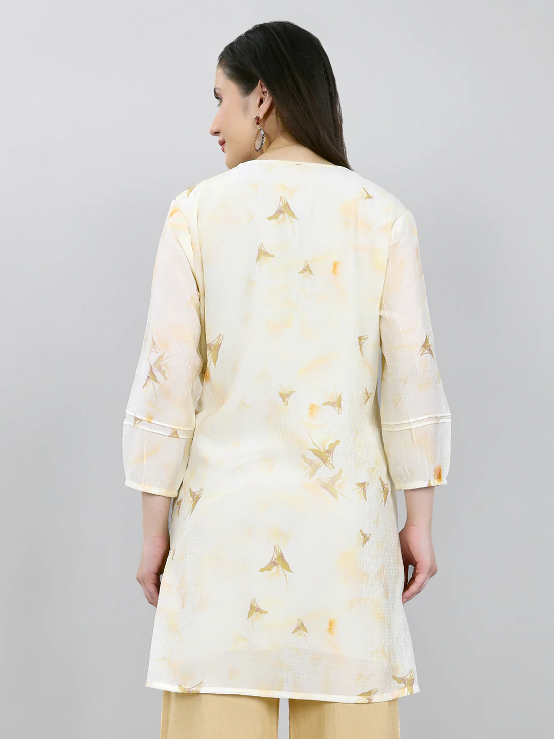 Women Cream Printed V Neck 3/4th Sleeve Kurti - Image 4