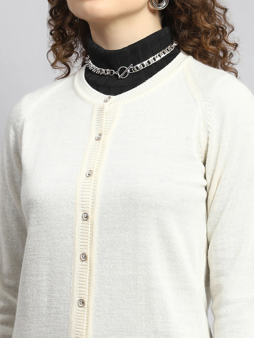 Women Cream Solid Cardigan - Image 6