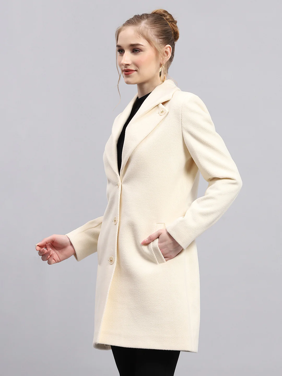 Women Cream Solid Collar Full Sleeve Coat - Image 3