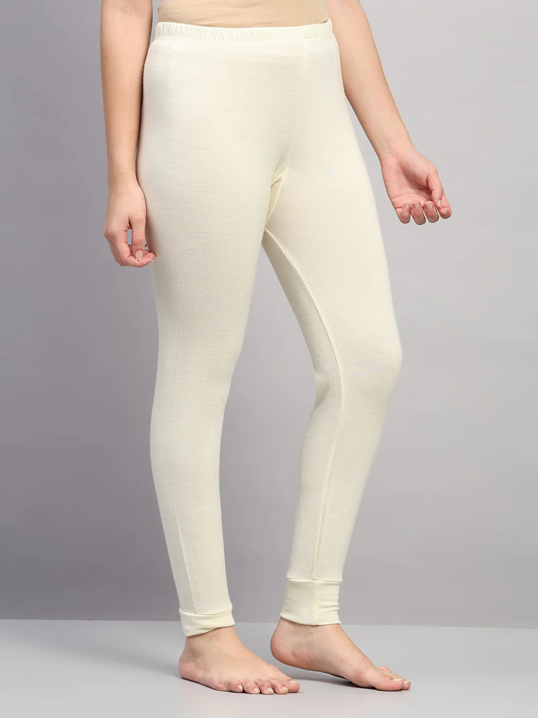 Women Cream Solid Regular Fit Thermal Lower - Image 4