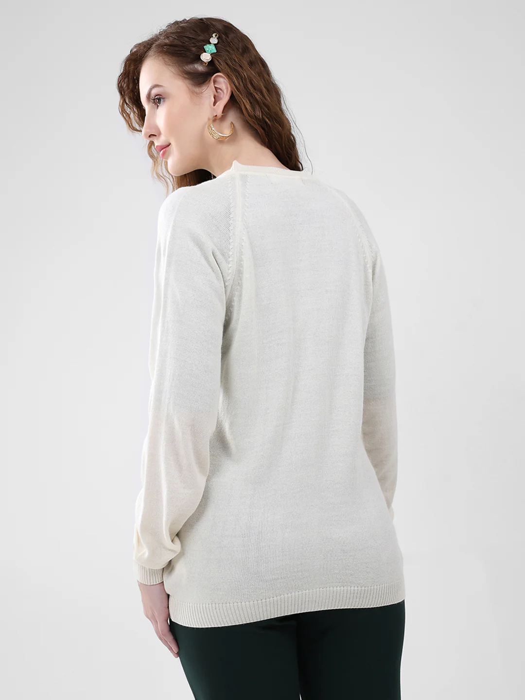 Women Cream Solid V Neck Full Sleeve Cardigan - Image 5