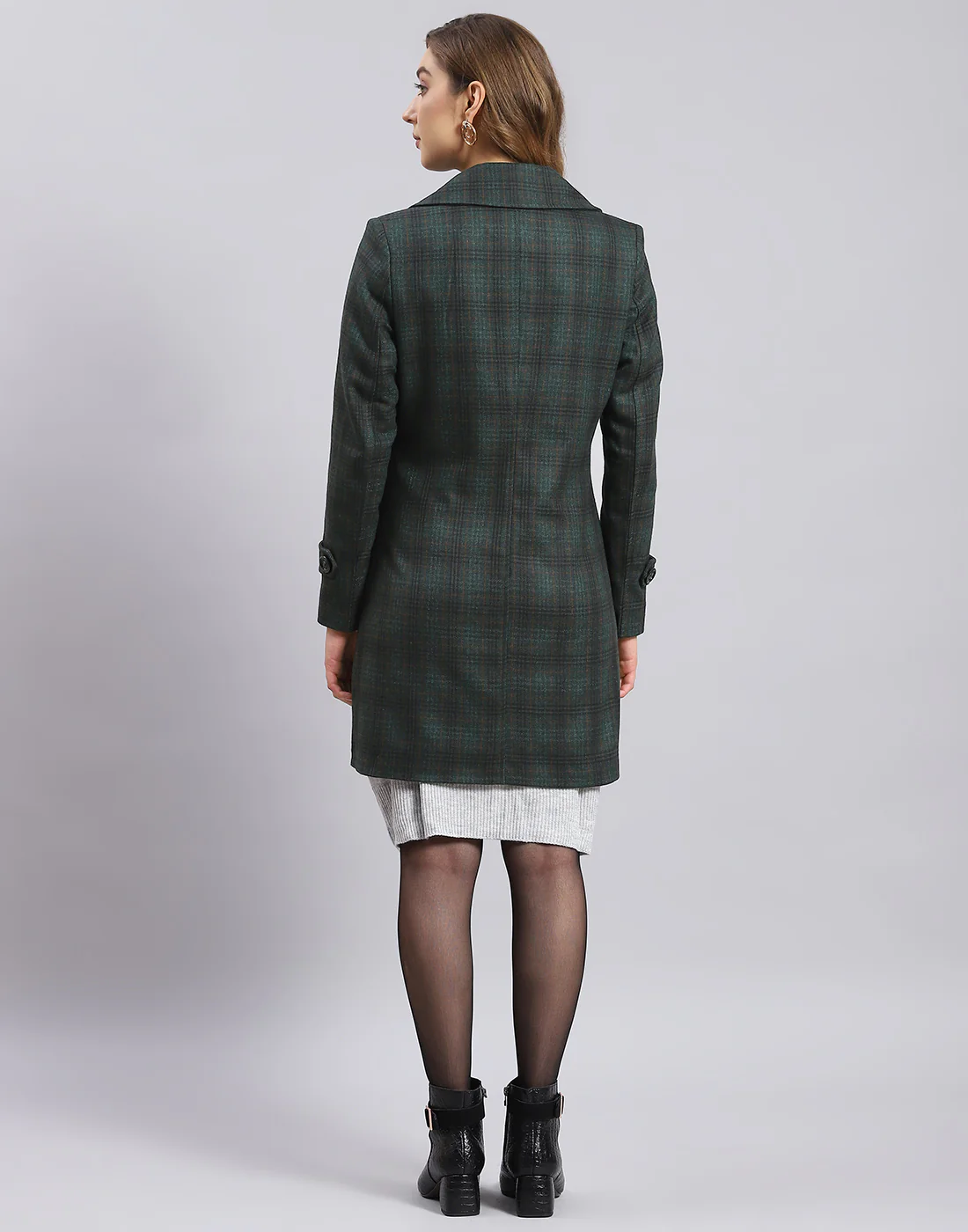 Women Green Check Lapel Collar Full Sleeve Coat - Image 5