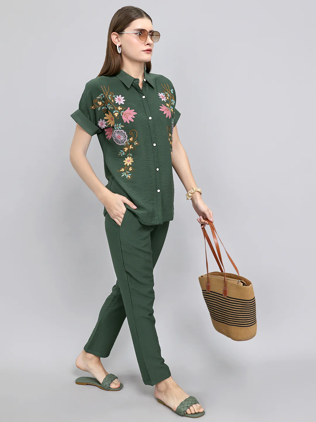 Women Green Embroidered Collar Half Sleeve Cords Set - Image 6