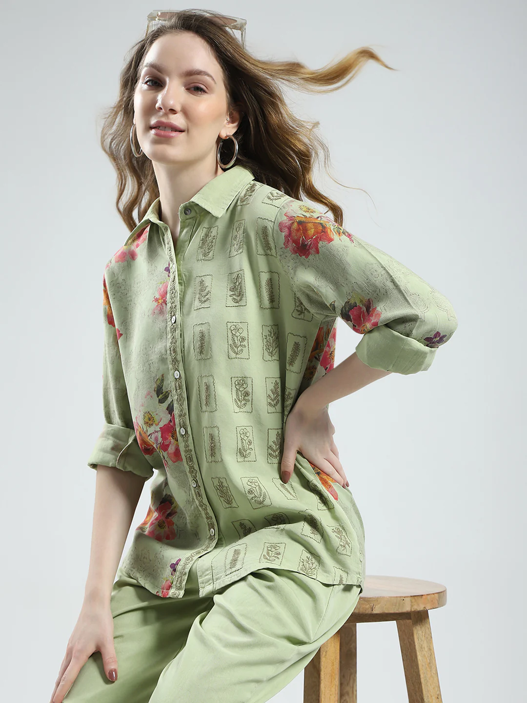 Women Green Printed Collar Full Sleeve Cords Set - Image 2