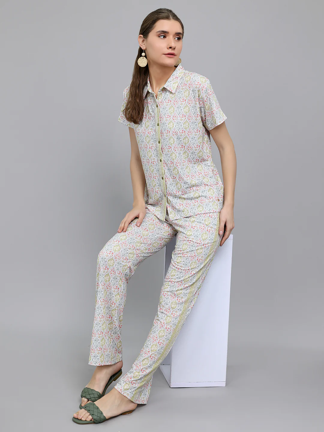 Women Green Printed Collar Half Sleeve Lower Set - Image 6
