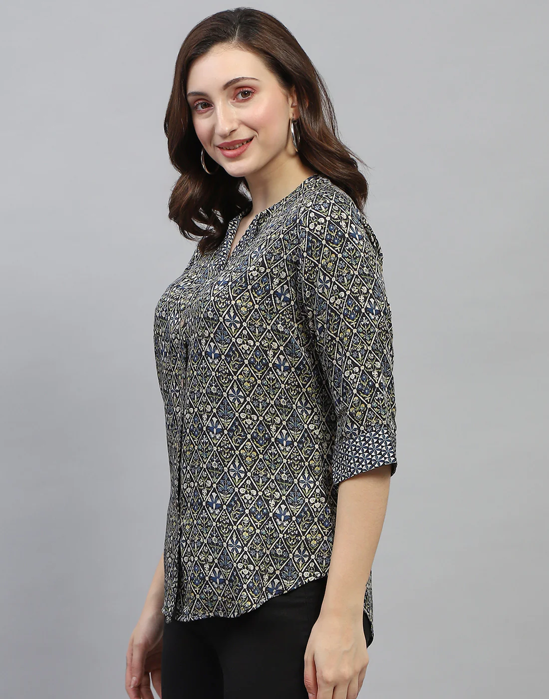 Women Green Printed Collar Neck 3/4 Sleeve Top - Image 3