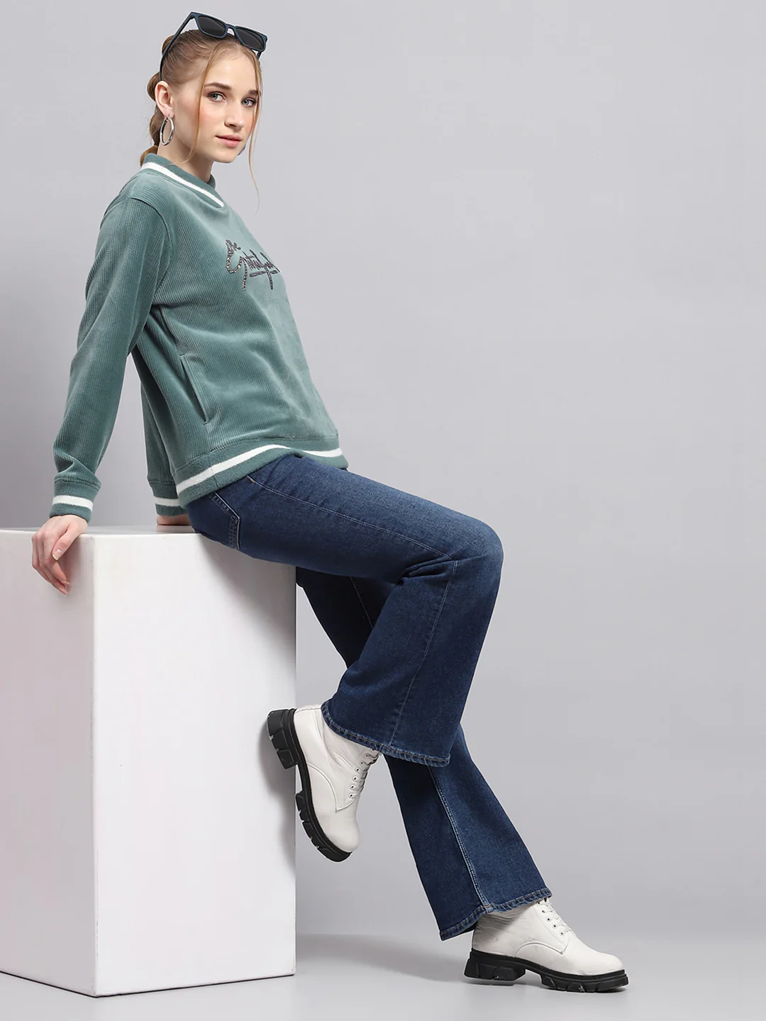 Women Green Printed High Neck Full Sleeve Sweatshirt - Image 2