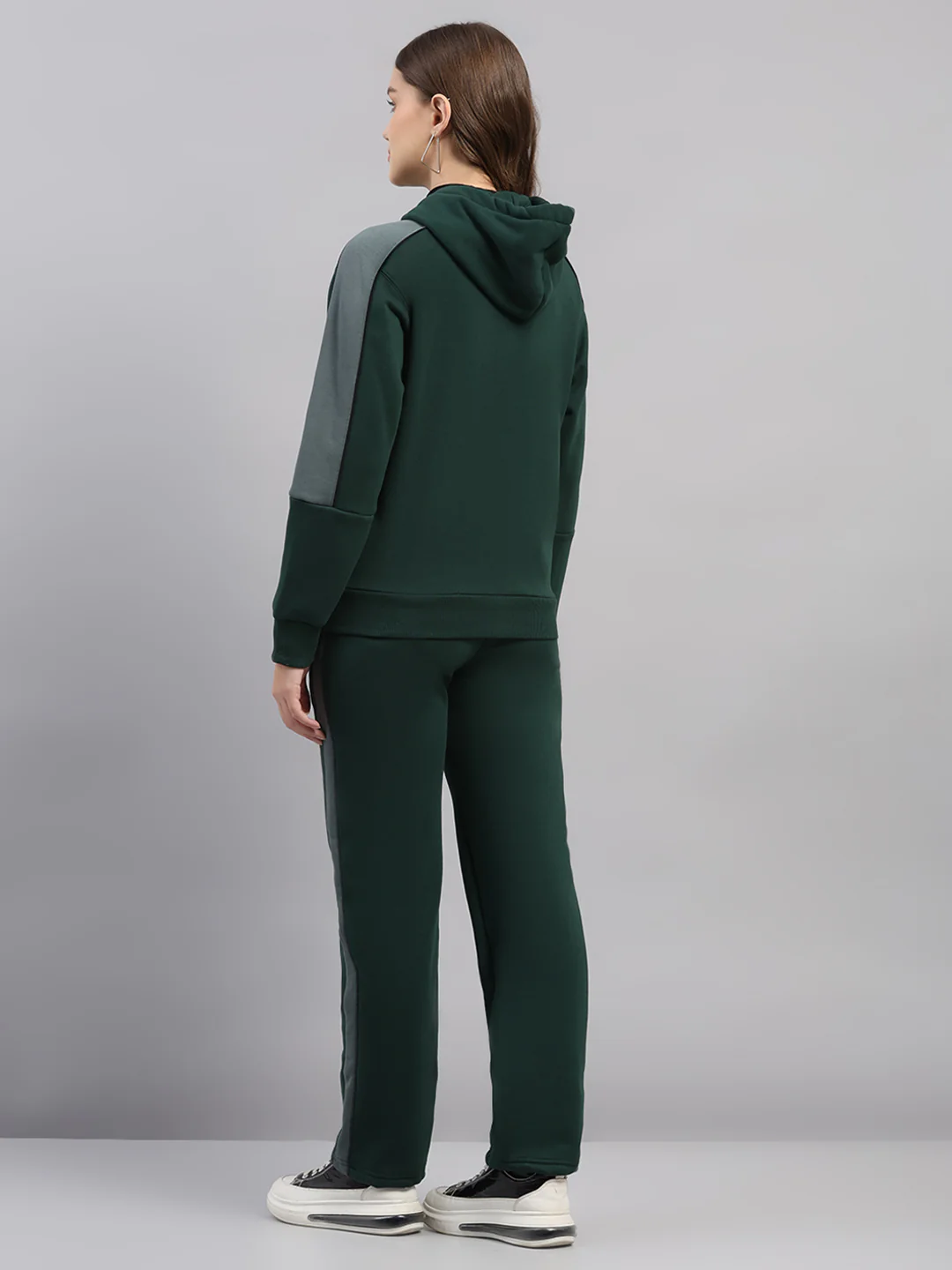 Women Green Printed Hooded Full Sleeve Winter Tracksuit - Image 5
