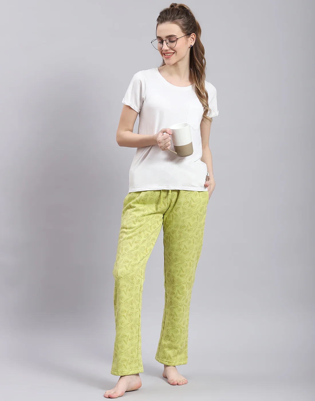 Women Green Printed Regular Fit Winter Lower - Image 2