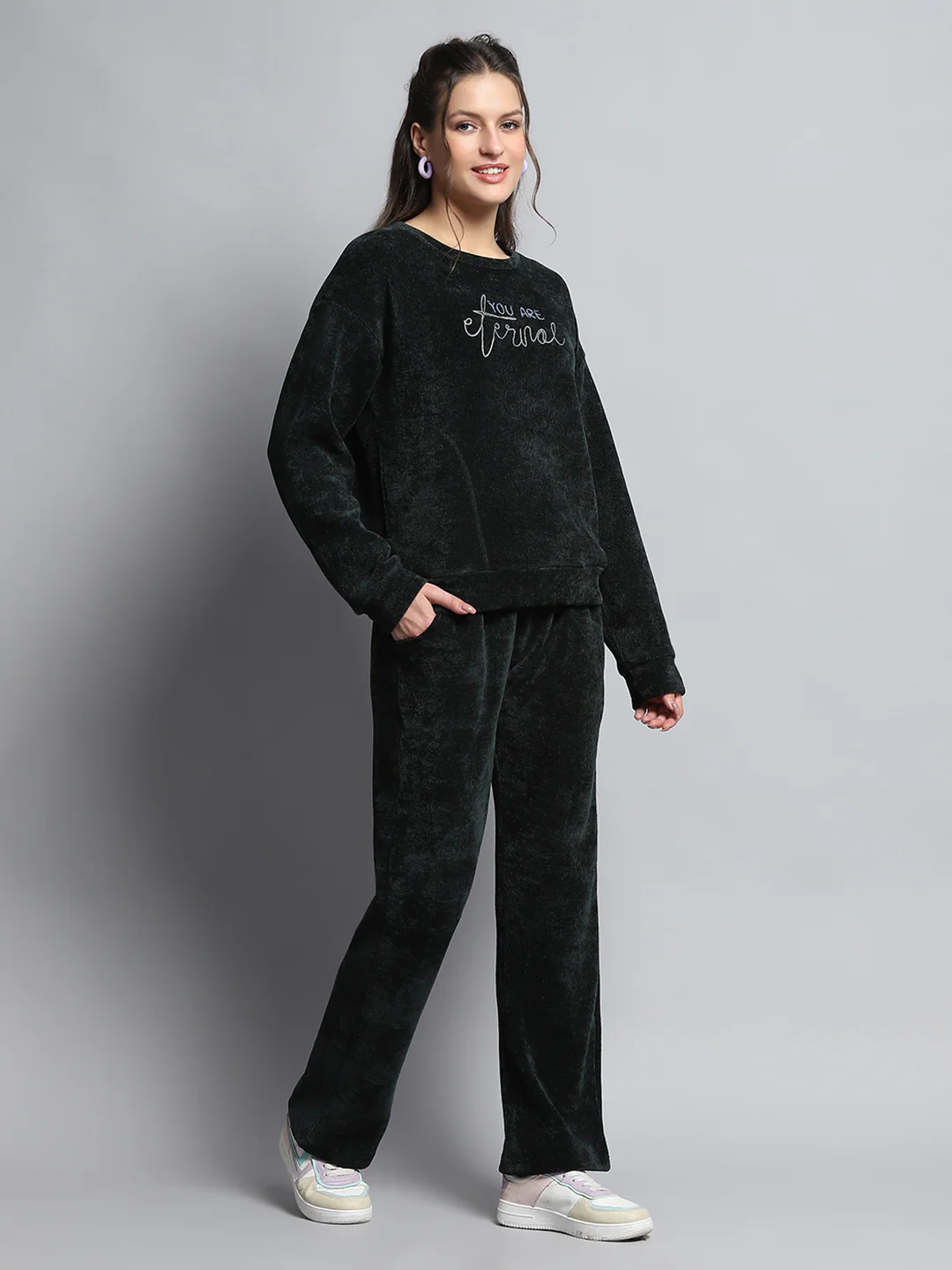 Women Green Printed Round Neck Full Sleeve Cords Set - Image 4