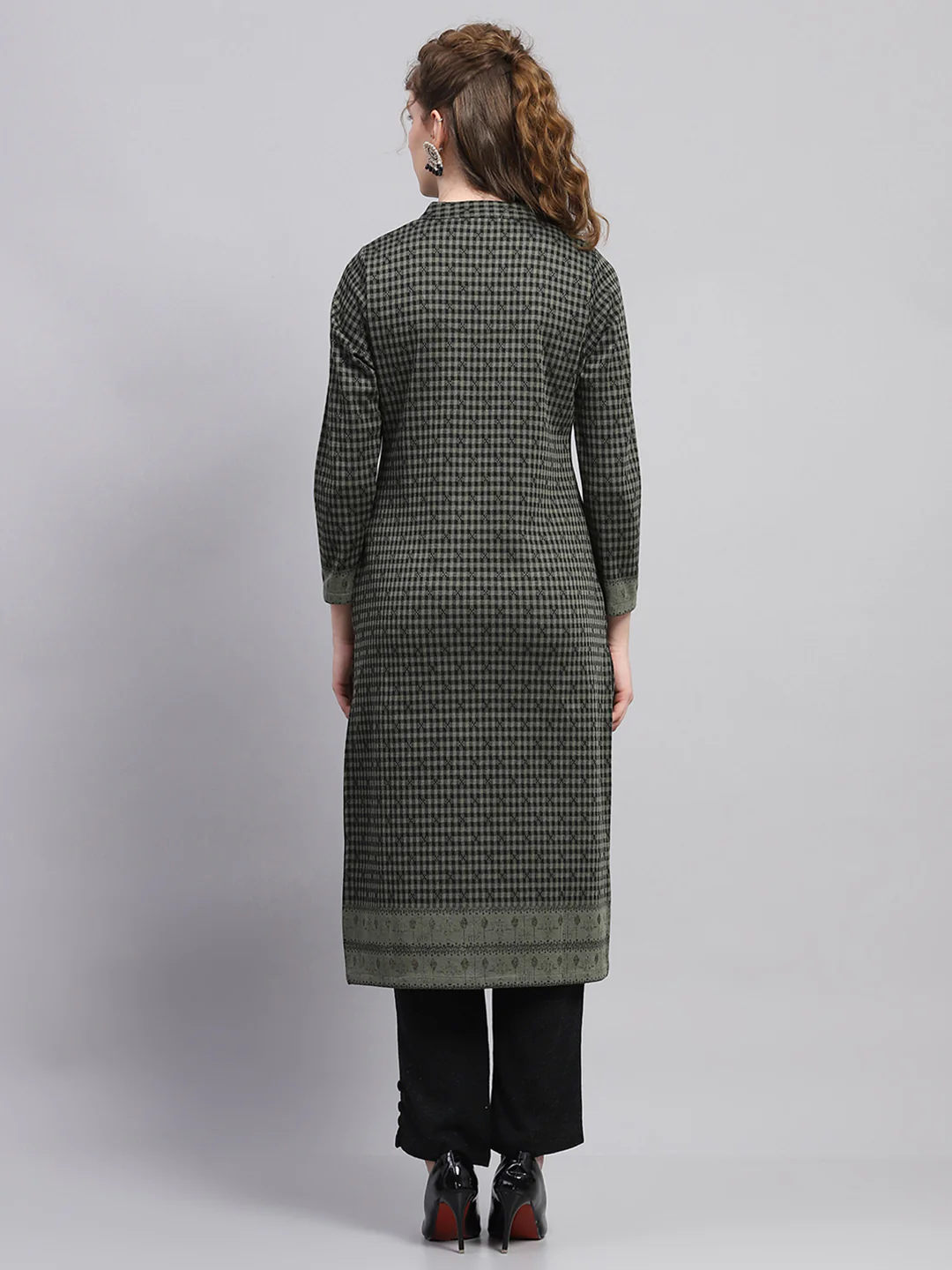 Women Green Printed Round Neck Full Sleeve Winter Kurti - Image 5