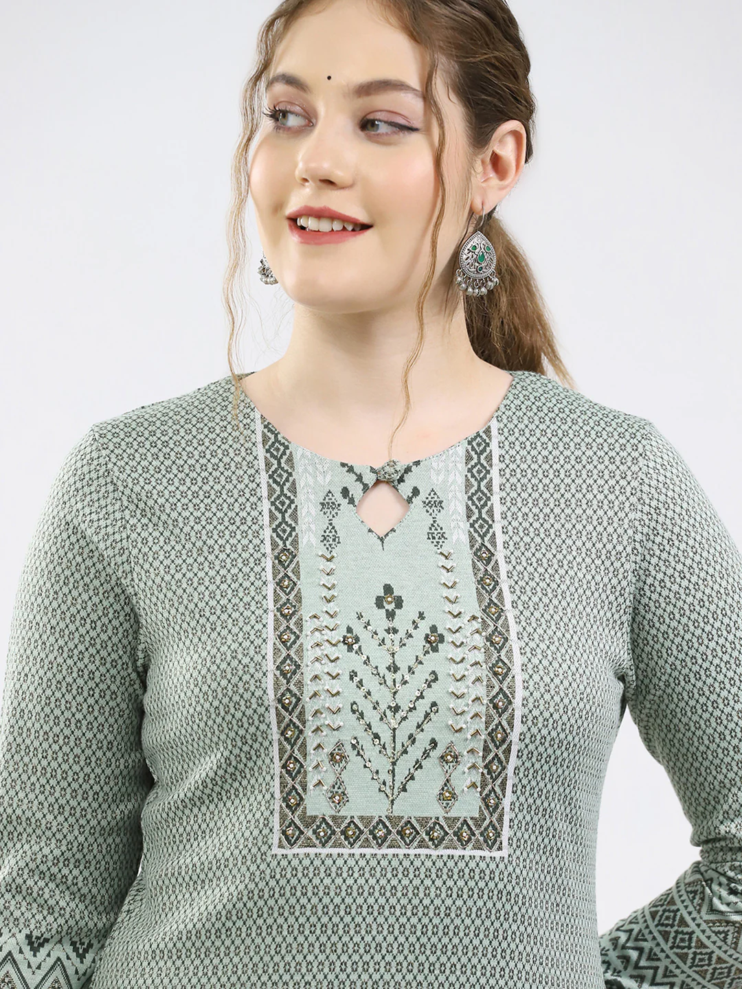Women Green Printed Round Neck Full Sleeve Winter Kurti - Image 6