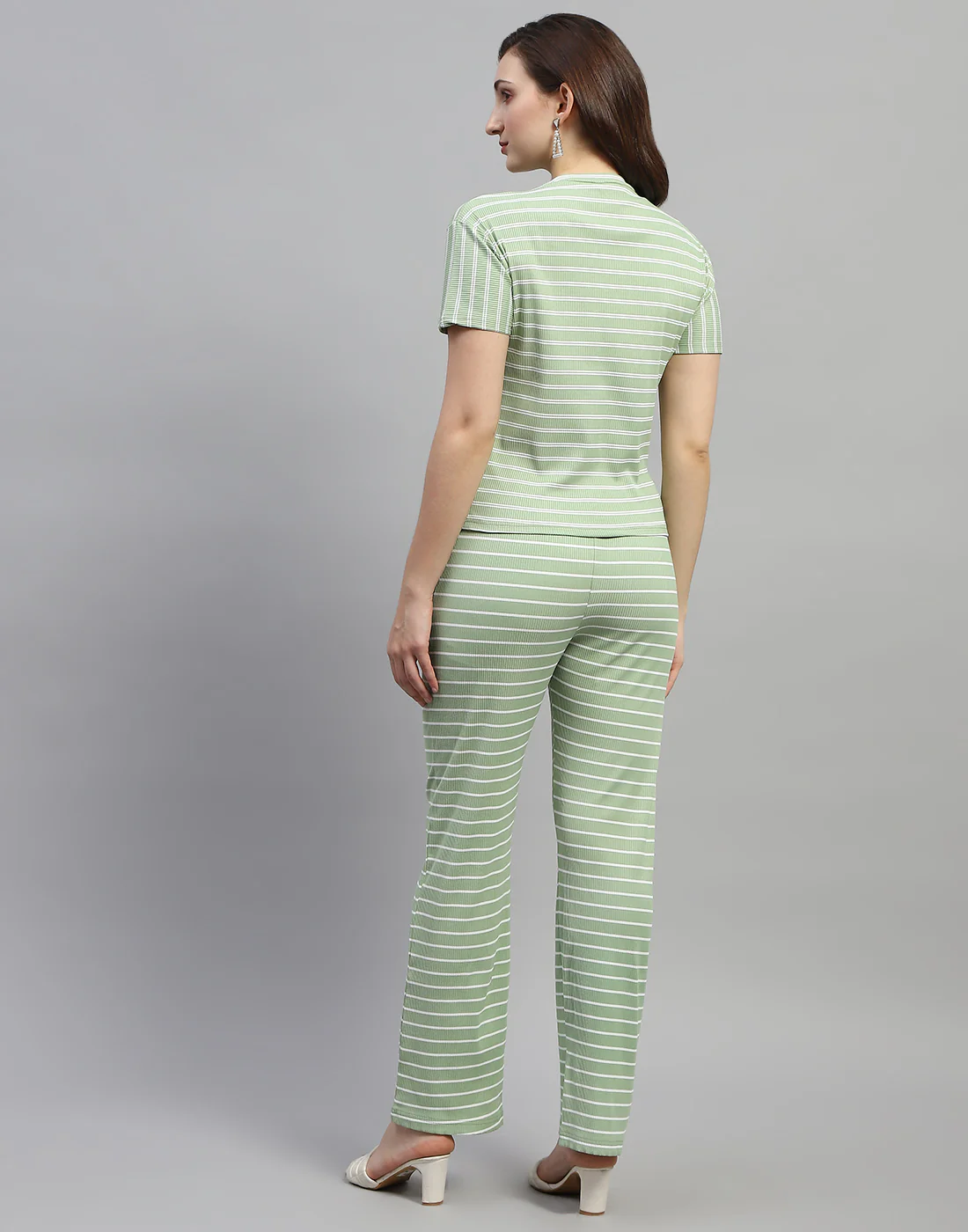 Women Green Printed Round Neck Half Sleeve Cords Set - Image 6