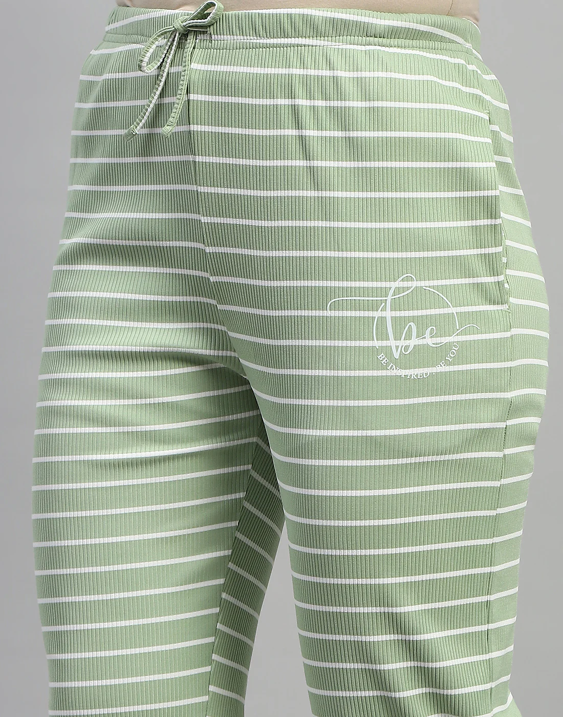 Women Green Printed Round Neck Half Sleeve Cords Set - Image 8