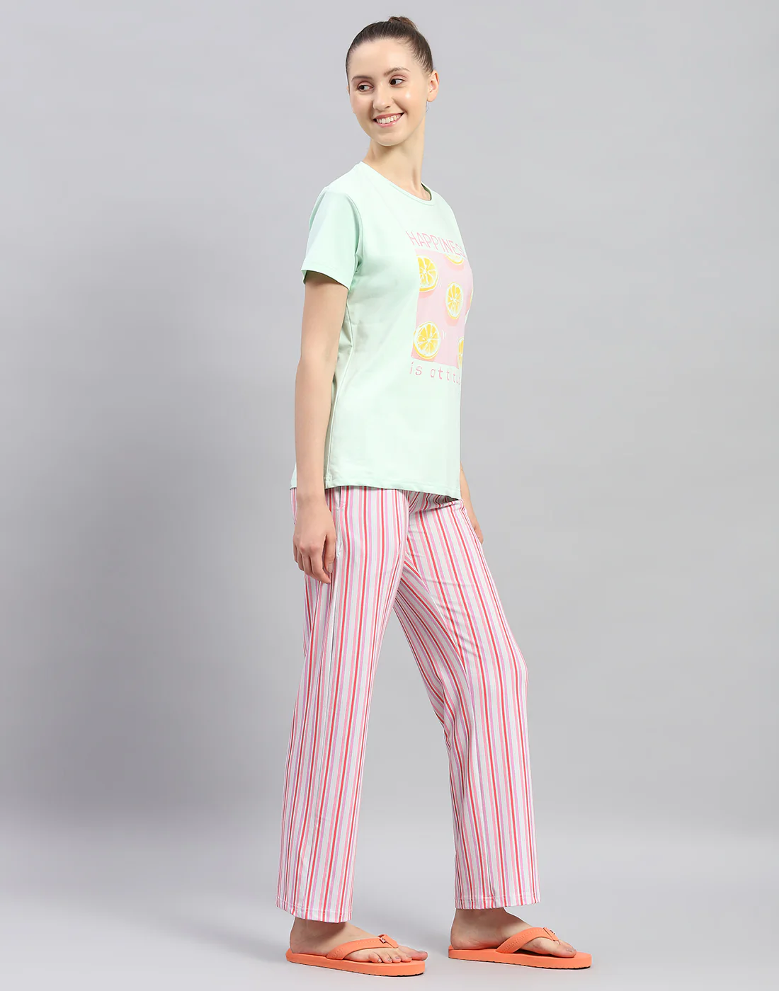 Women Green Printed Round Neck Half Sleeve Lower Set - Image 4