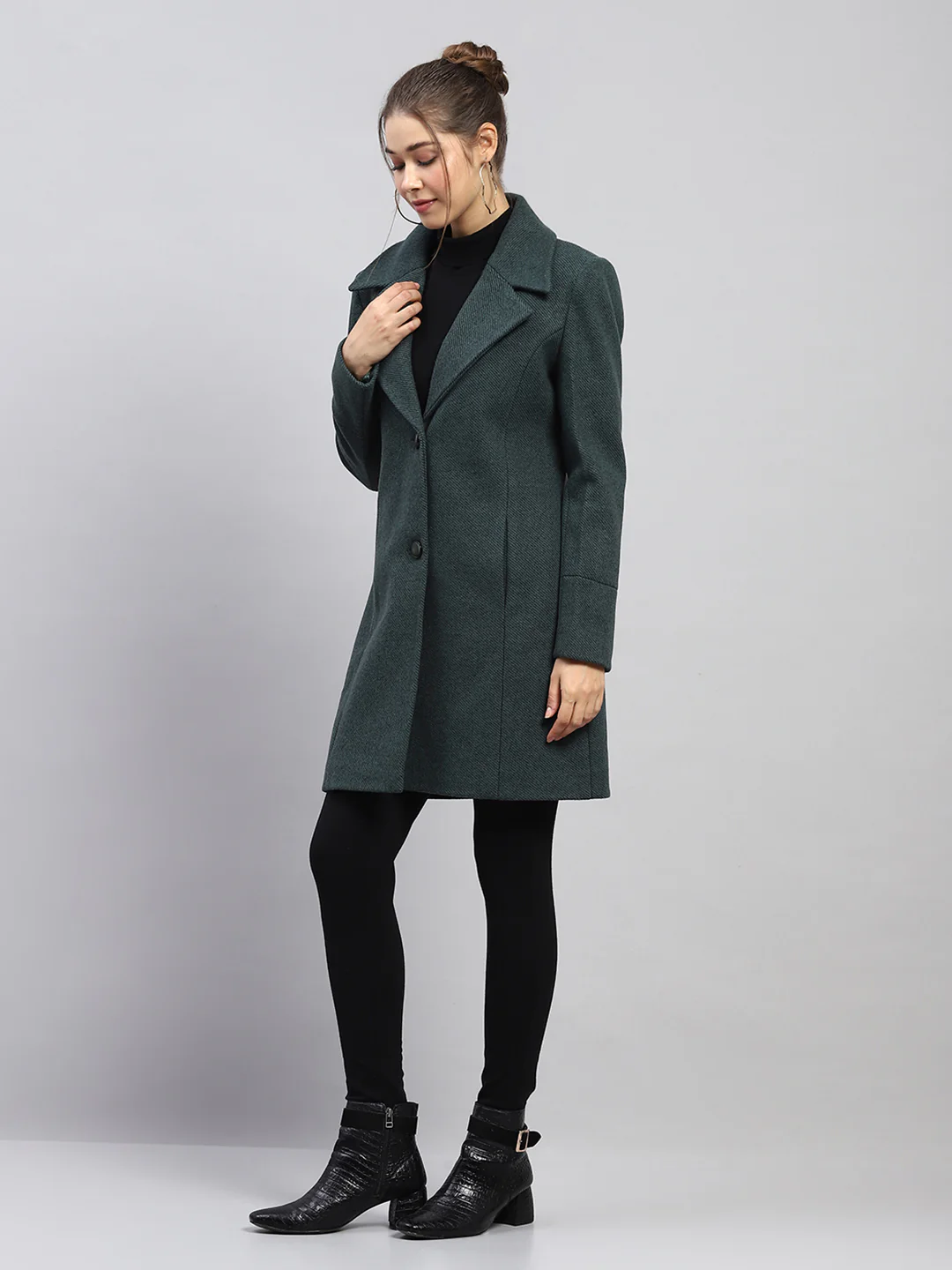 Women Green Self Design Notch lapel Collar Full Sleeve Coat - Image 3