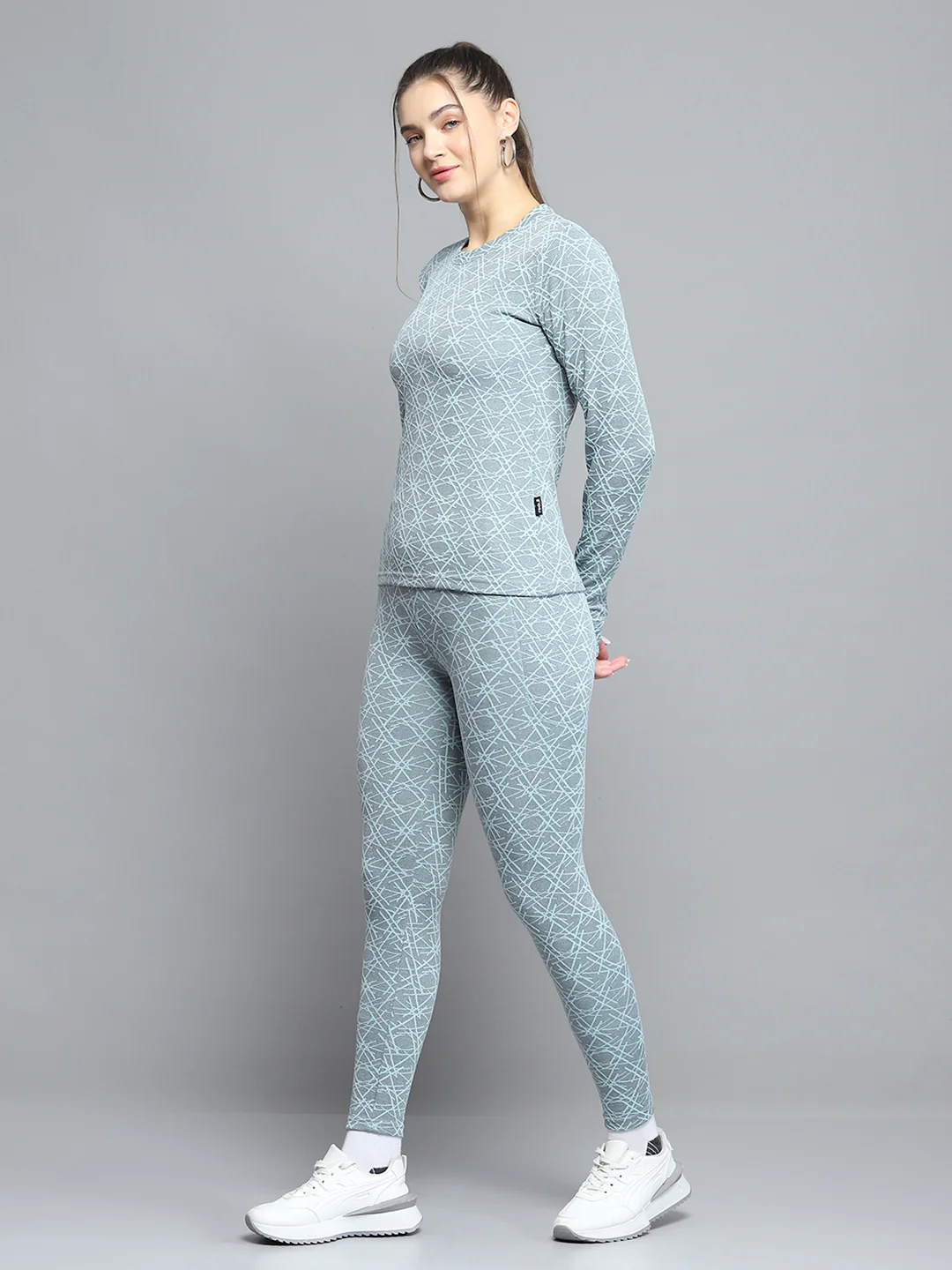 Rock.it Women Green Self Design Round Neck Full Sleeve Tracksuit - Image 3