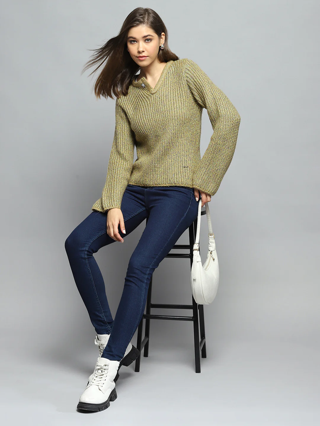 Women Green Self Design Round Neck Full Sleeve Winter Tops - Image 2