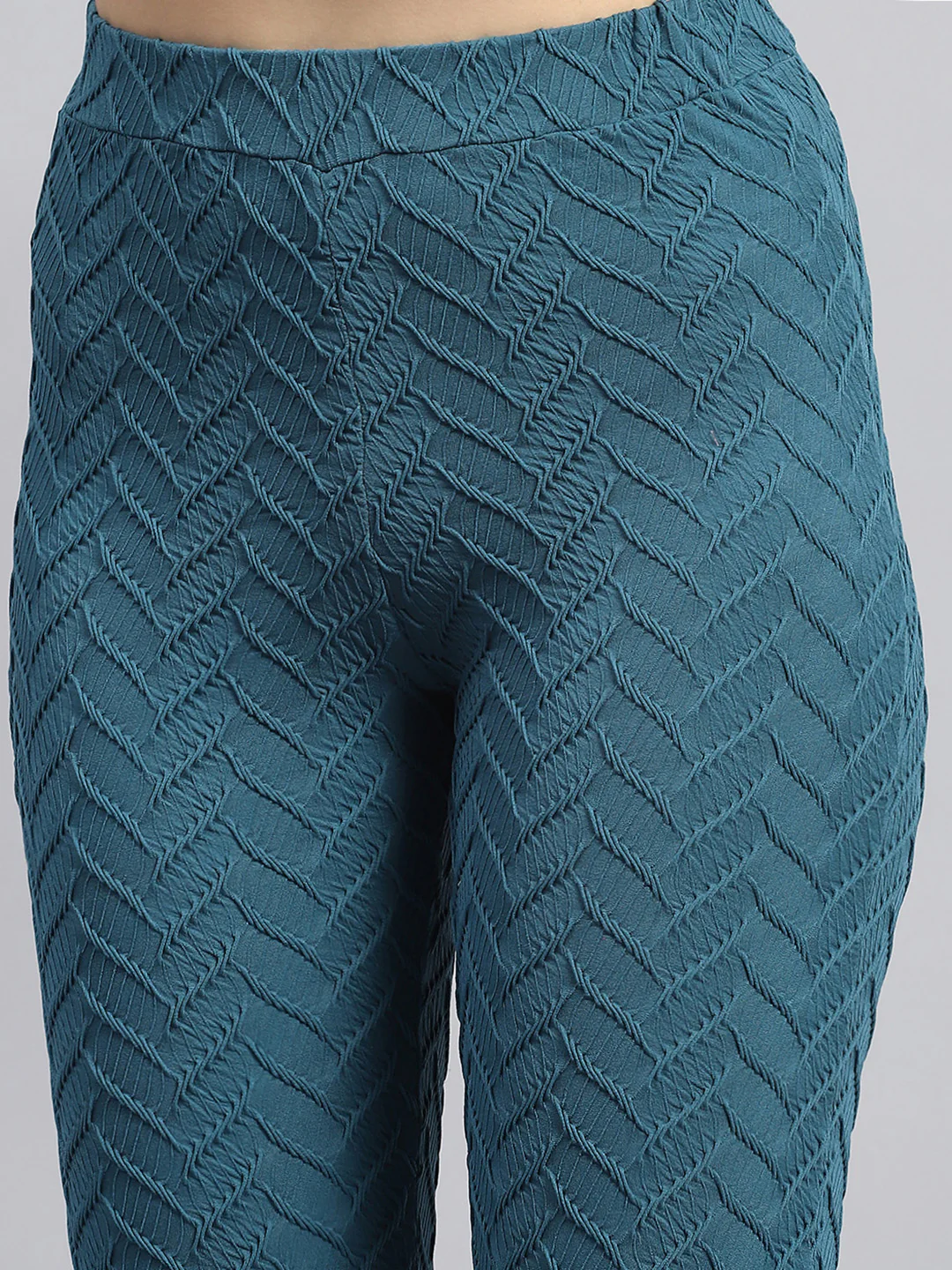 Rock.it Women Green Self Design Round Neck Sleeveless Cords Set - Image 3