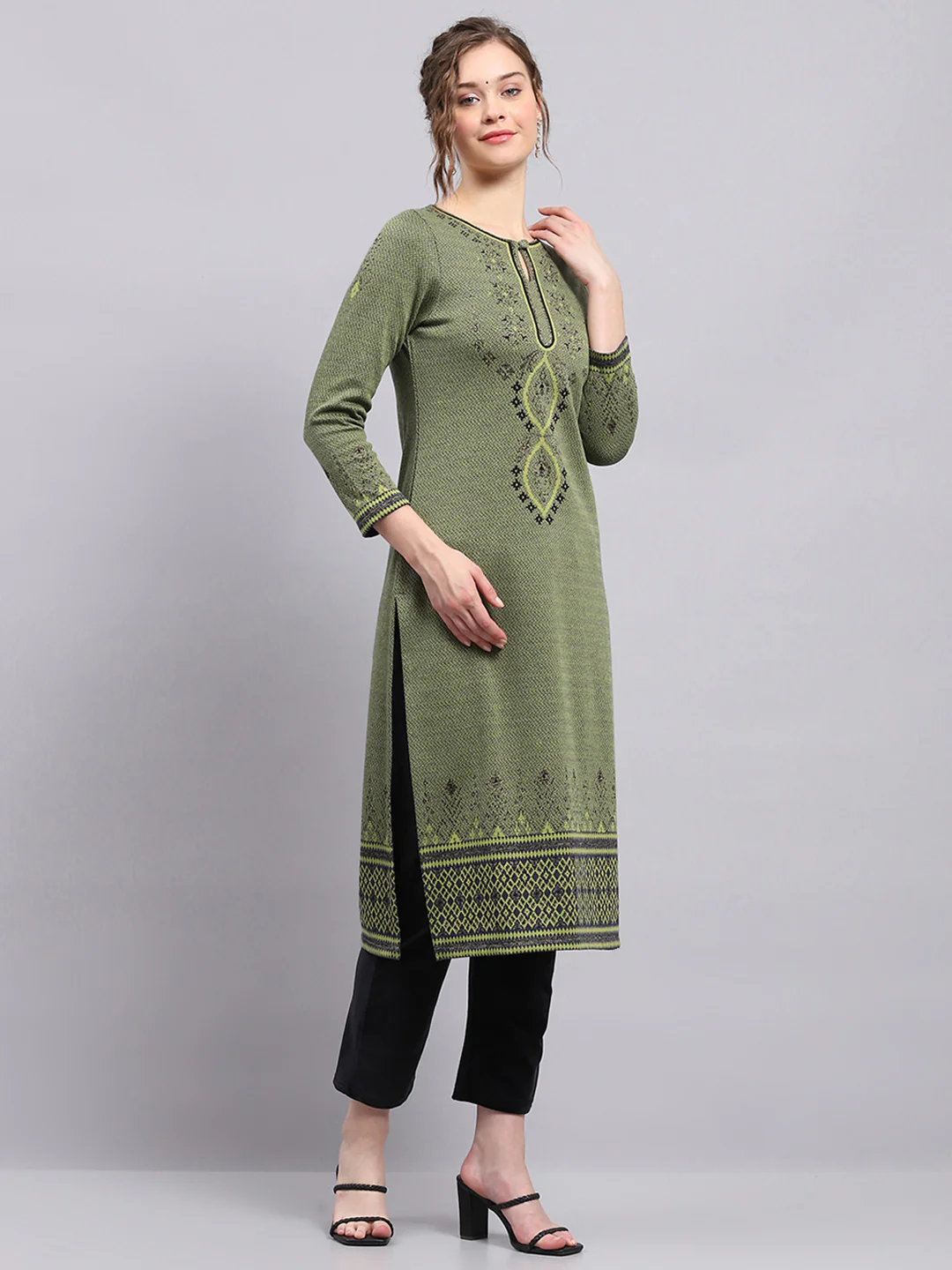 Women Green Self Design Round Neck 3/4th Sleeve Winter Kurti - Image 4