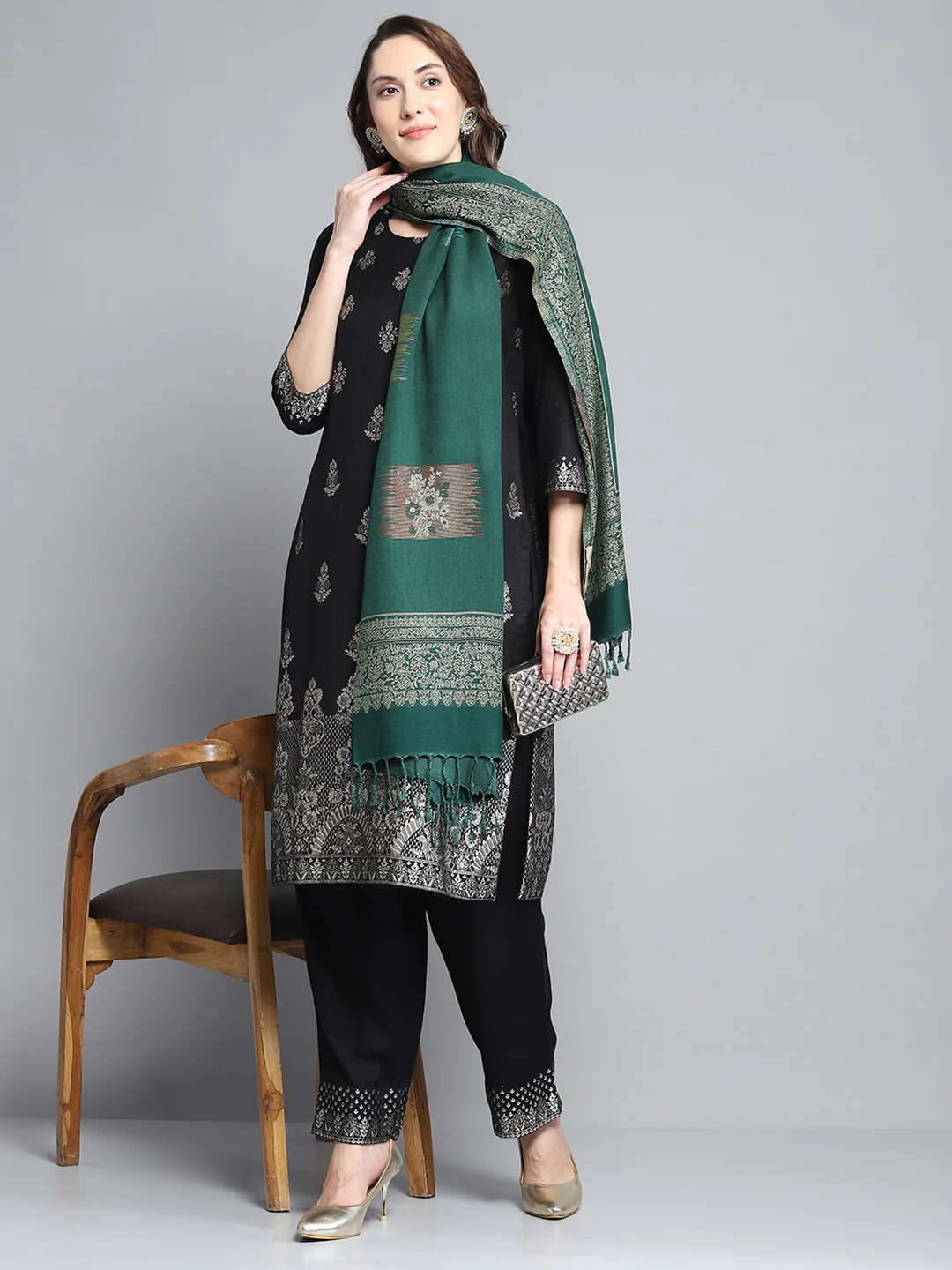 Women Green Self Design Stole - Image 2