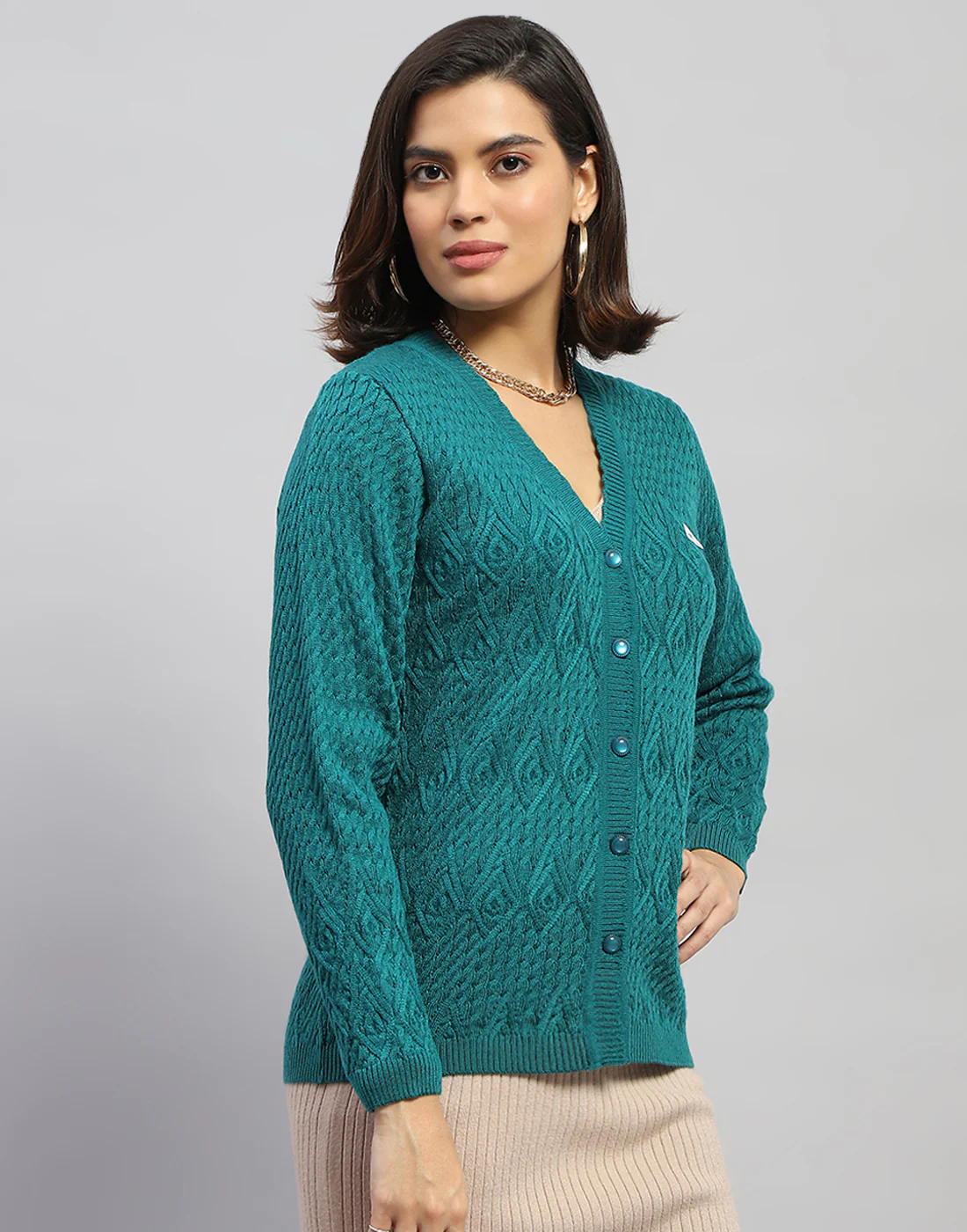 Women Green Self Design V Neck Full Sleeve Cardigan - Image 4