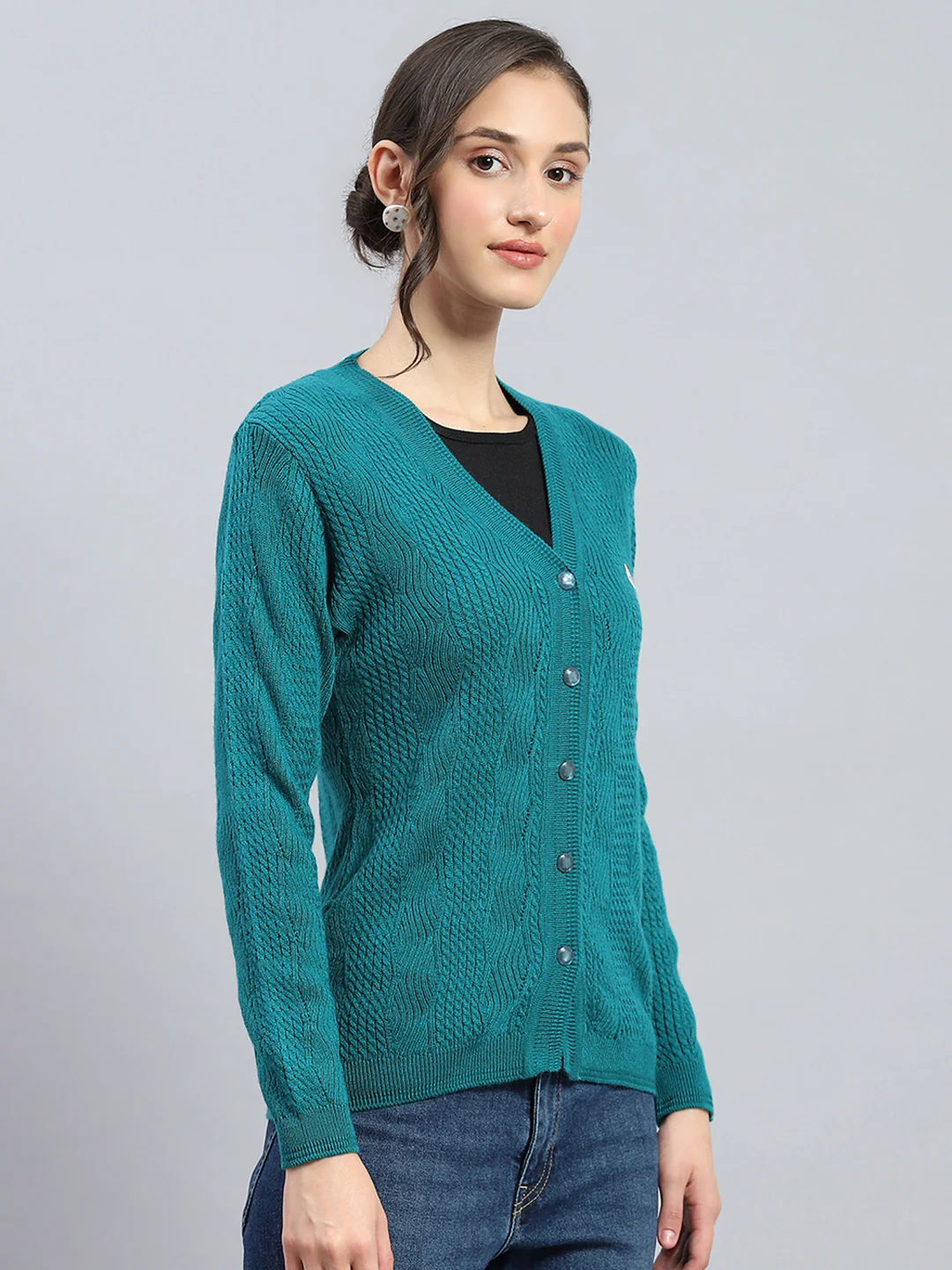 Women Green Self Design V Neck Full Sleeve Cardigan - Image 4