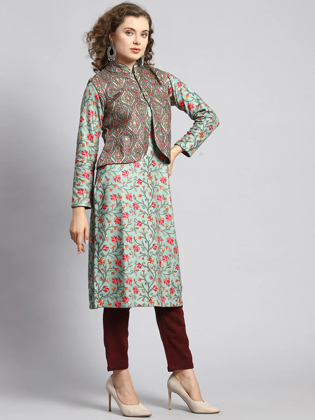Women Green Self Kurti+Jacket - Image 4