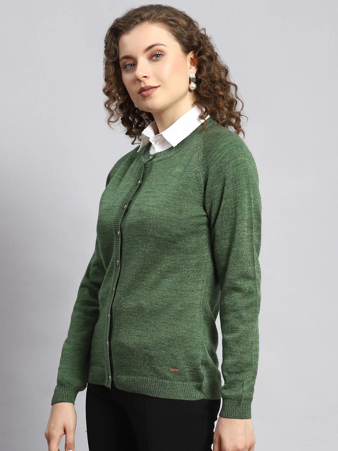 Women Green Solid Cardigan - Image 4