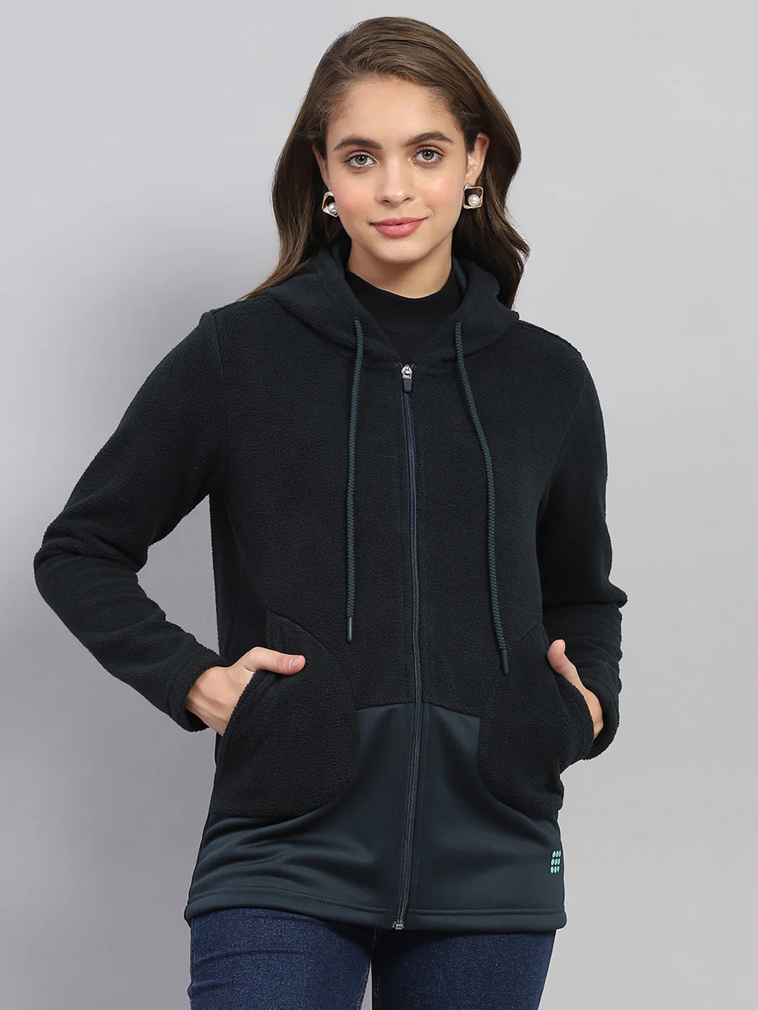 Rock.it Women Green Solid Hooded Full Sleeve Sweatshirt - Image 2