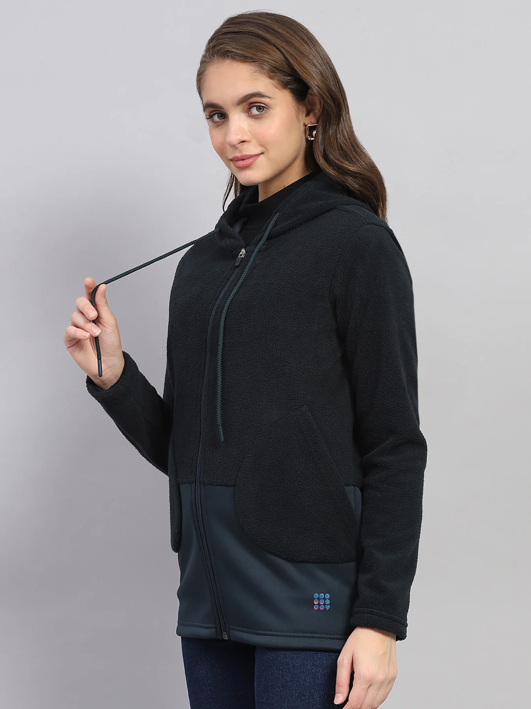 Rock.it Women Green Solid Hooded Full Sleeve Sweatshirt - Image 3