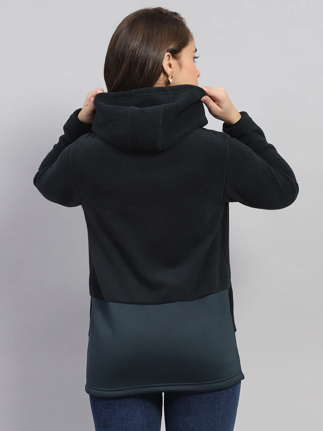 Rock.it Women Green Solid Hooded Full Sleeve Sweatshirt - Image 5