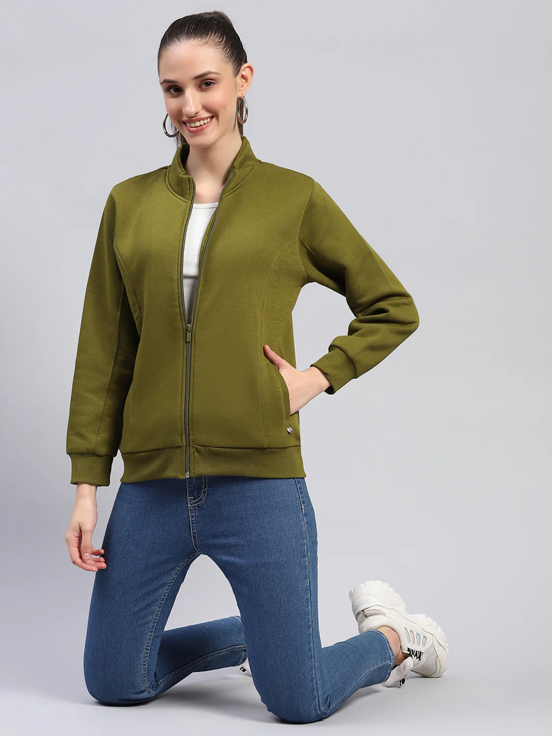 Women Green Solid Mock Neck Full Sleeve Sweatshirt - Image 2