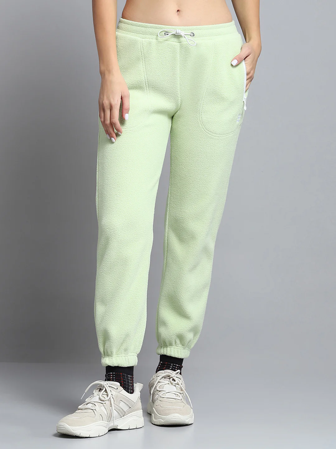 Rock.it Women Green Solid Mock Neck Full Sleeve Tracksuit - Image 8