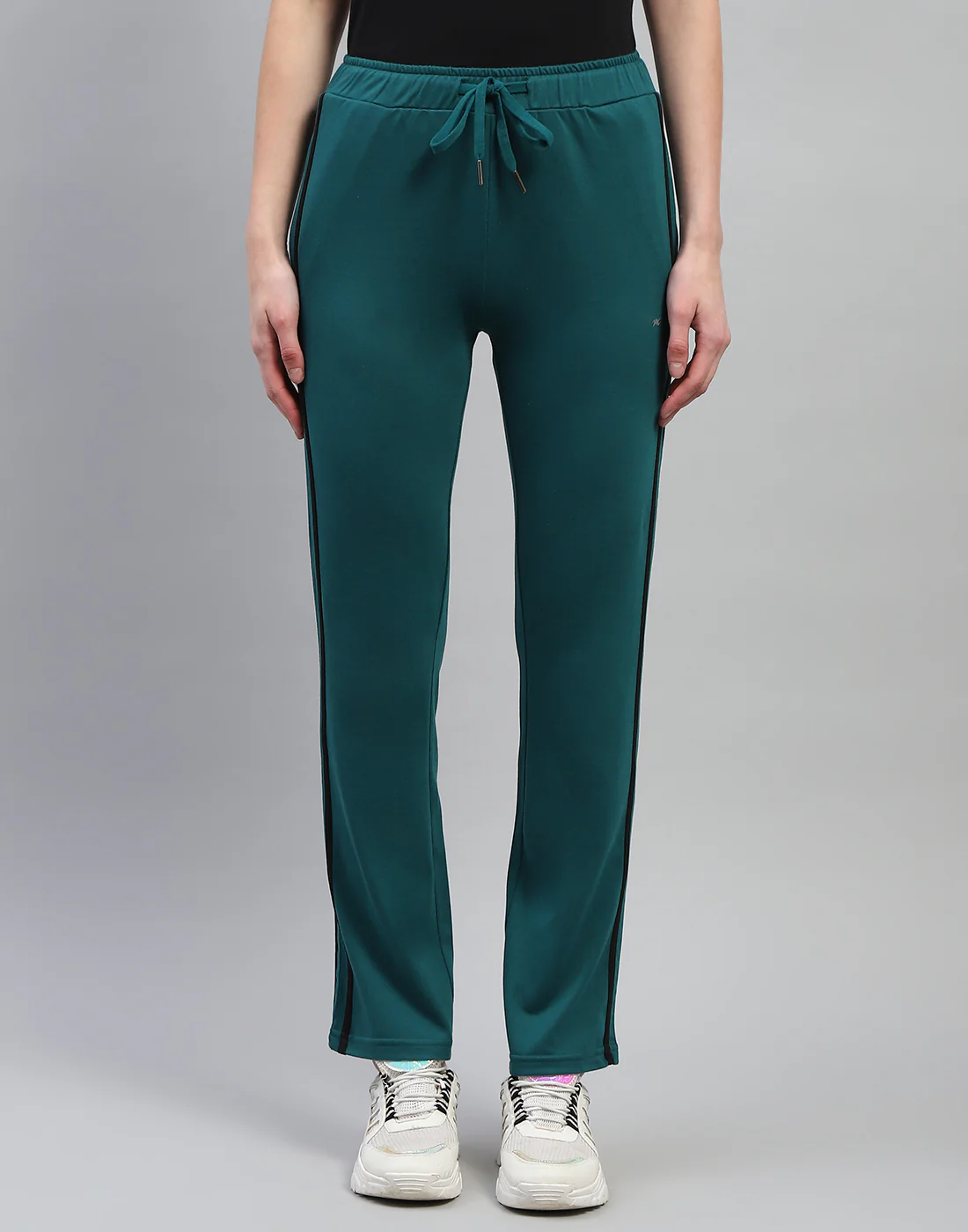 Women Green Solid Regular Fit Lower - Image 3