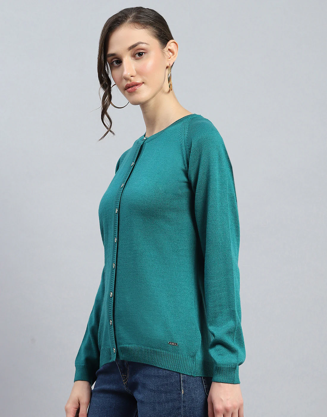Women Green Solid Round Neck Full Sleeve Cardigan - Image 3