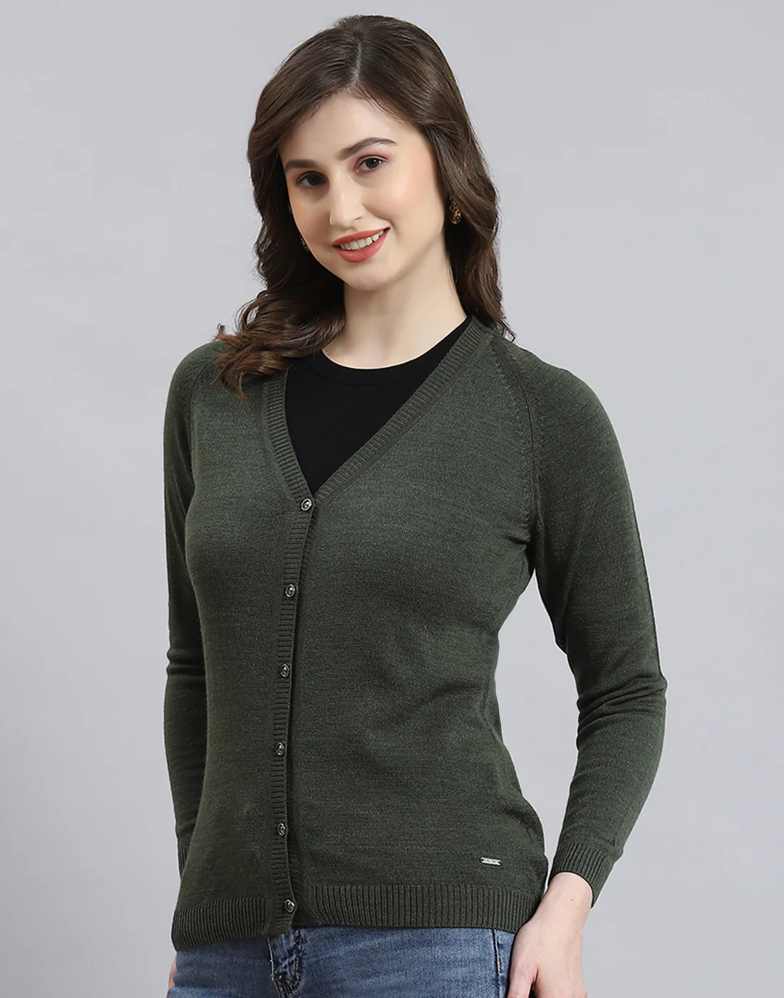 Women Green Solid V Neck Full Sleeve Cardigan - Image 3