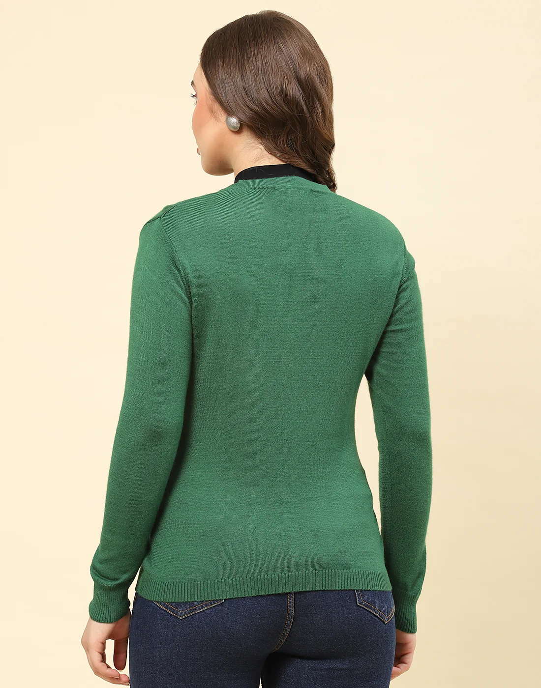 Women Green Solid V Neck Full Sleeve Cardigan - Image 5