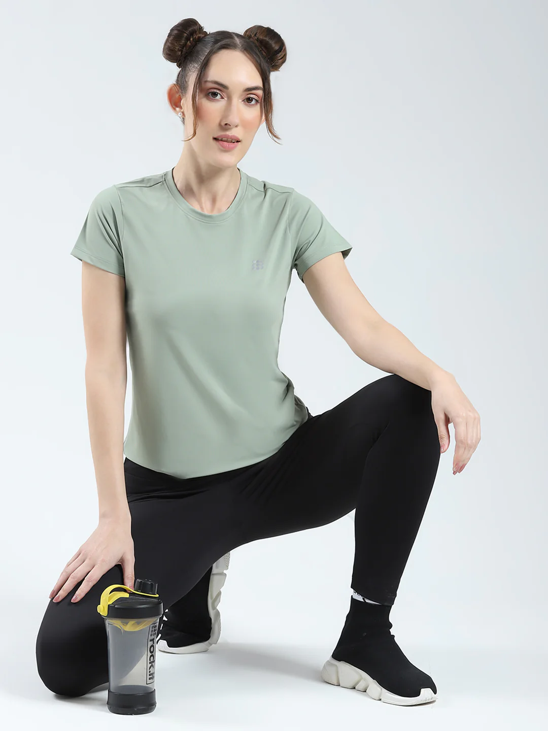 Rock.it Women Green Solid Round Neck Half Sleeve Top - Image 2