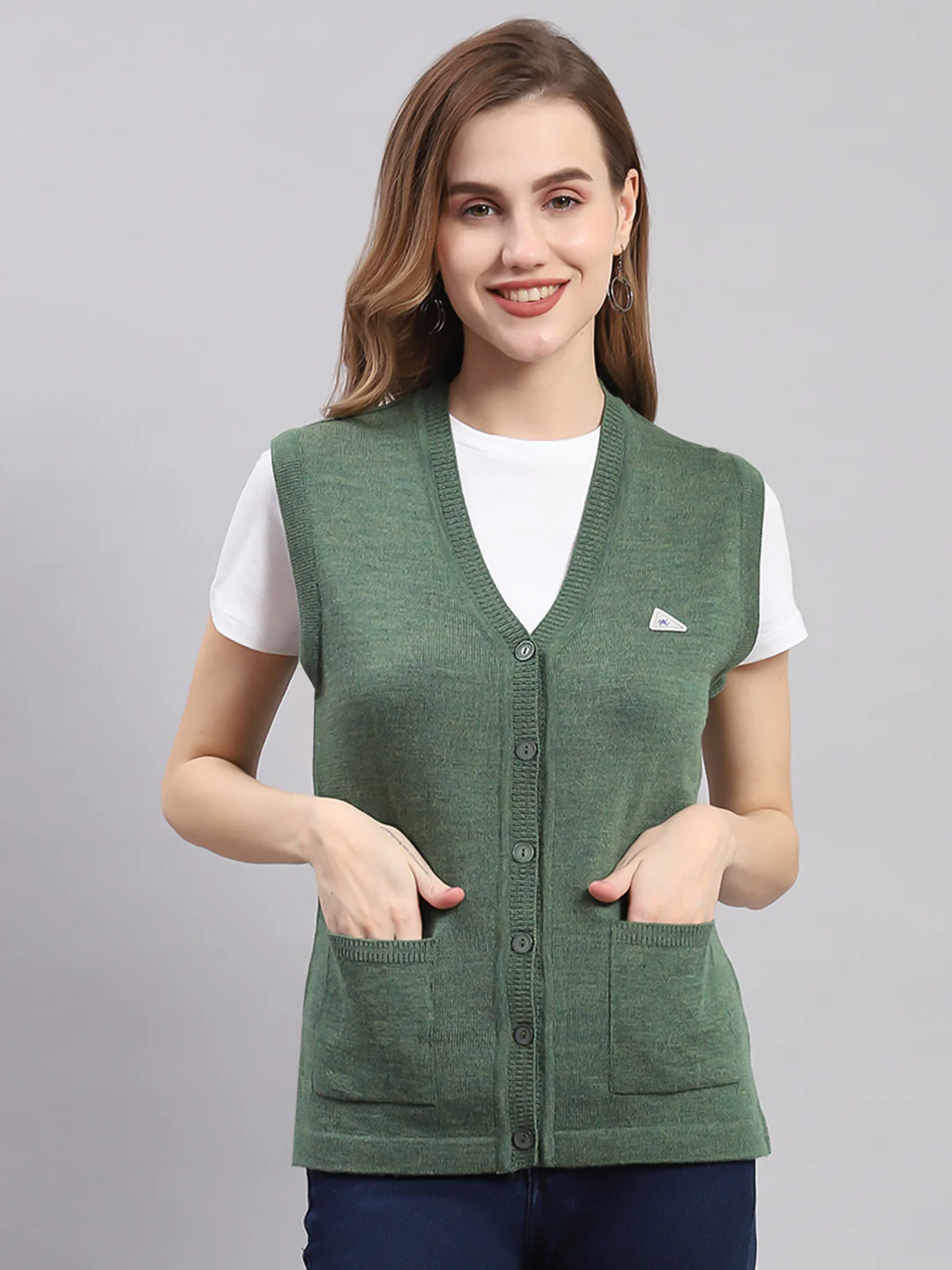 Women Green Solid V Neck Sleeveless Cardigans - Image 2