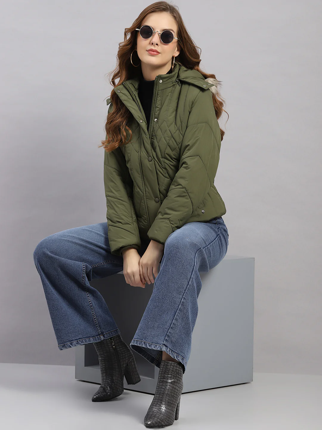 Women Green Stripe Hooded Full Sleeve Jacket - Image 2