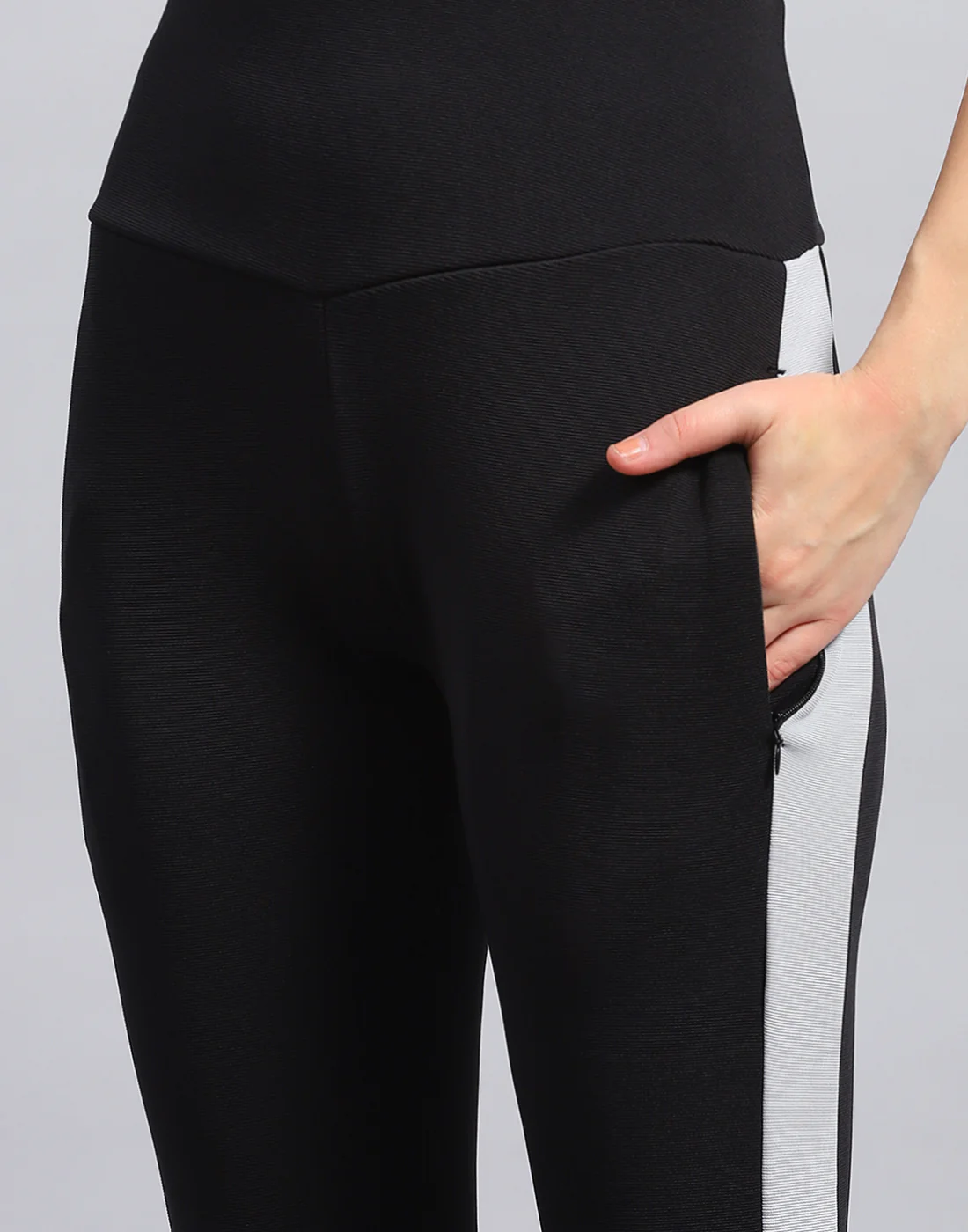 Rock.it Women Grey & Black Solid Round Neck Half Sleeve Cords Set - Image 8