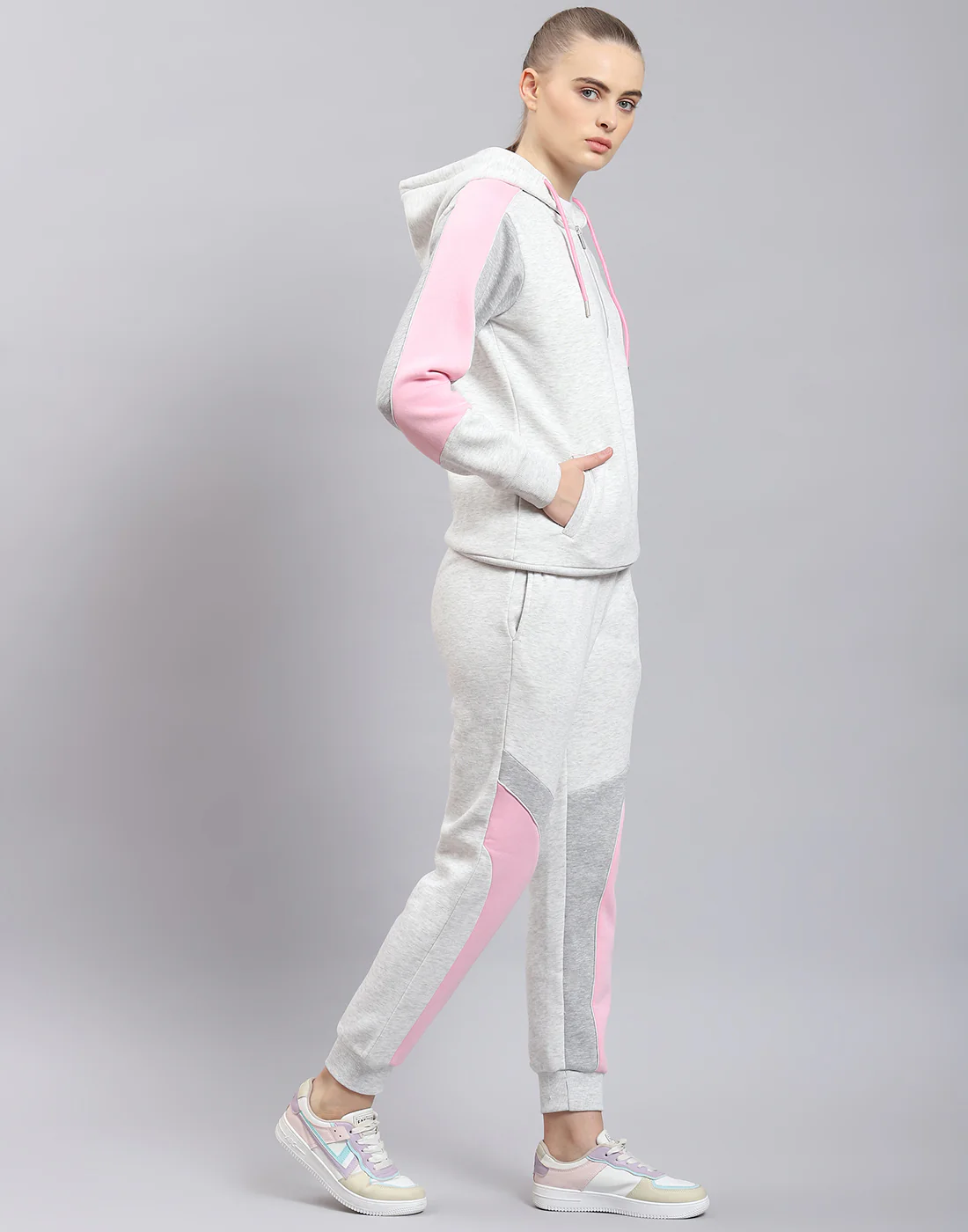 Women Grey Melange Solid Hooded Full Sleeve Tracksuit - Image 4